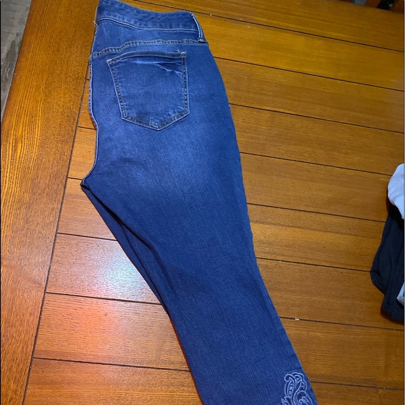 torrid Denim - Torrid crop Jeans size 12